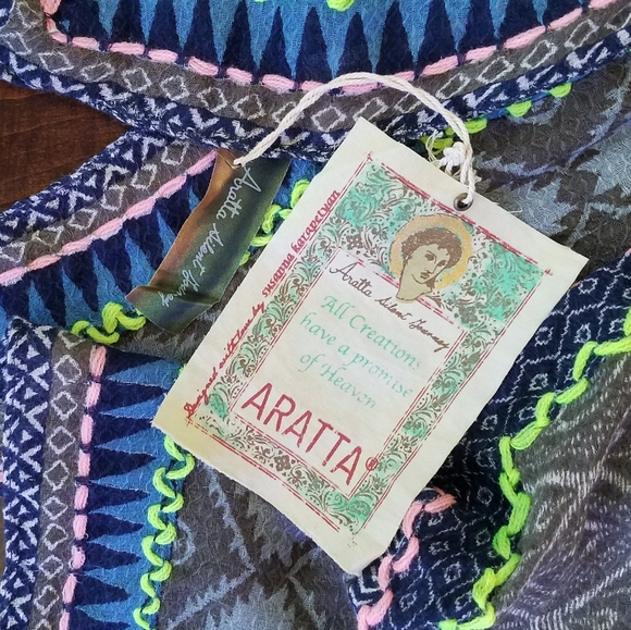 NWT ARATTA Silent Journey Embroidered 100% Cotton Scarf Shawl Wrap - Picture 2 of 3